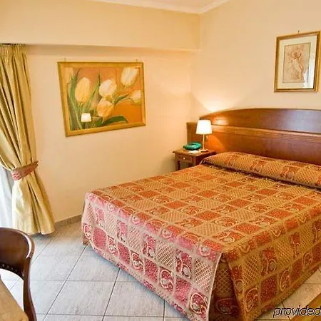 Отель Marini Park 3*