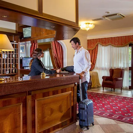Marini Park 3*