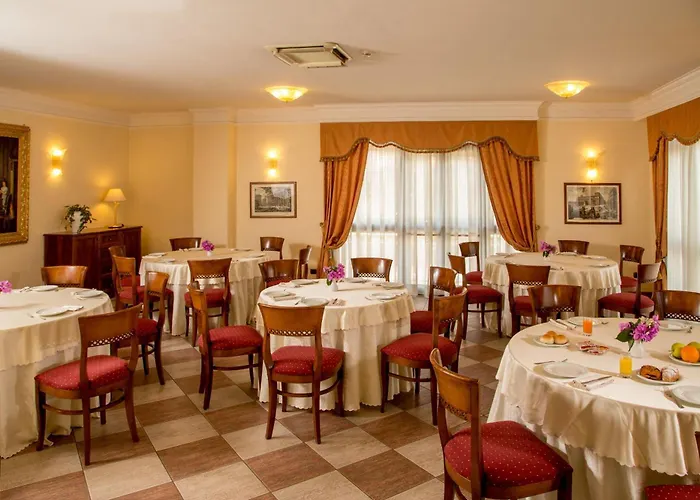 Otel Marini Park Castel di Leva